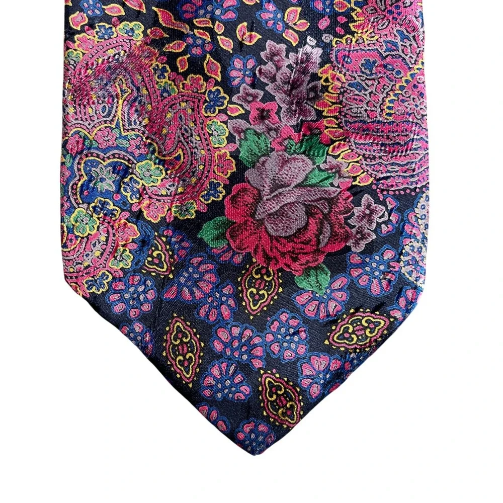 Vintage Silk Necktie Multi-Color Paisley Floral Pattern Pink Blue Purple 56 Inch
